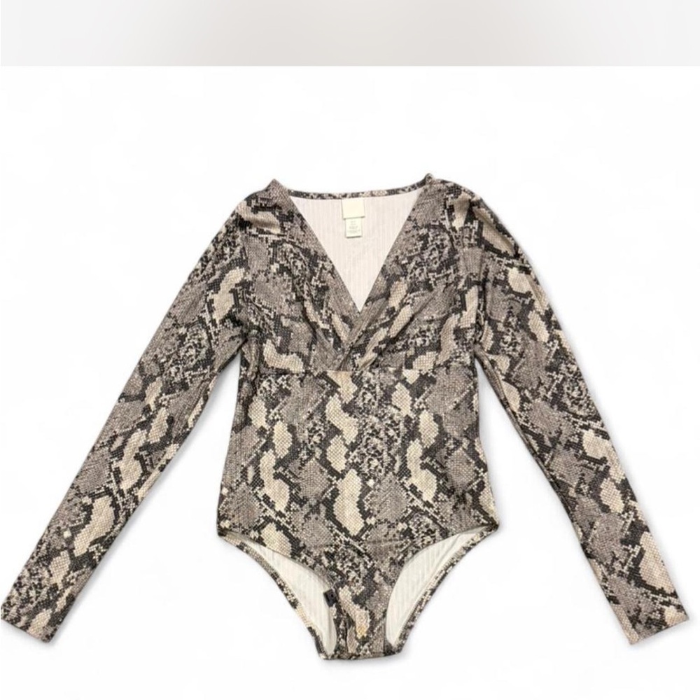 H&M Snakeskin Pattern Bodysuit in Black and Cream